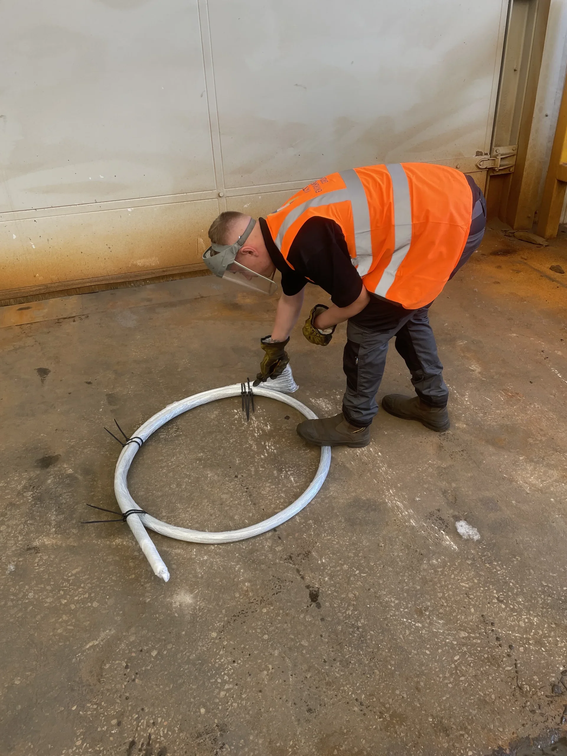 How to Use Baling Wire Safely & Efficiently